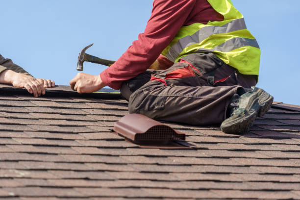 Best Emergency Roof Repair  in Pomona, KS